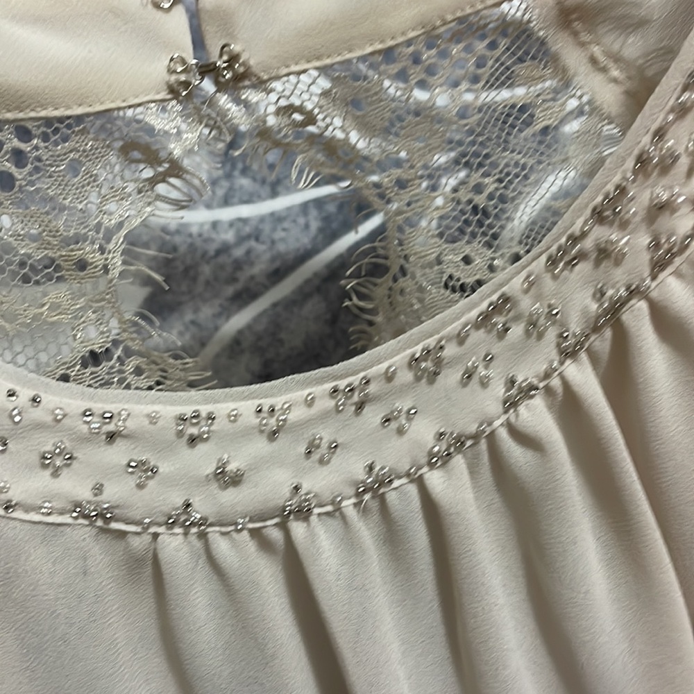 WHBM Cream Lace Top - Picture 11 of 11